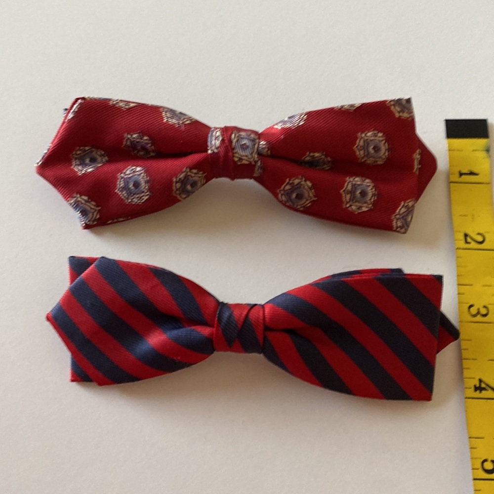 Two Vintage Clip-on Bow Ties - Red & Blue - Picture 6 of 7